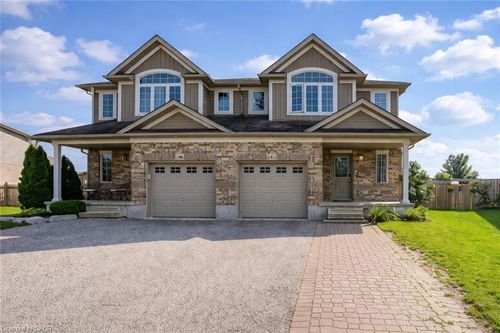 143 Brenneman Dr, Baden, ON, N3A4N1 | Card Image