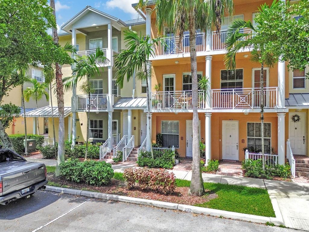13th Ter, Fort Lauderdale, FL 33312