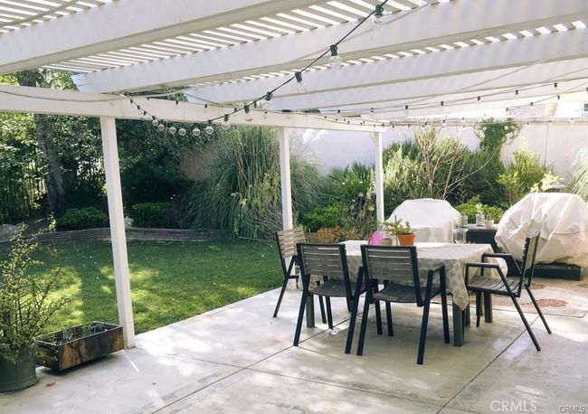 Patio | Image 6