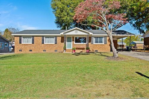 1040 Wayside Road, Fayetteville, NC, 28314 | Card Image