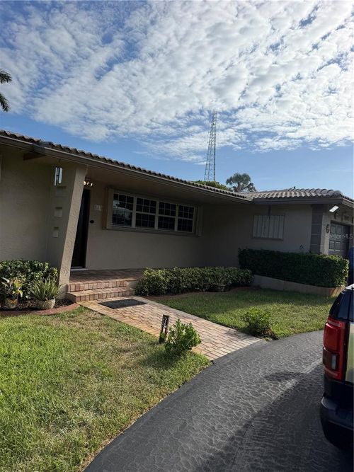 3230 Harrison St, Hollywood, FL, 33021-7045 | Card Image