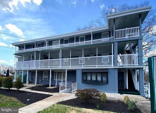 apt-11-6200 54th Pl, RIVERDALE, MD, 20737-1223 | Card Image