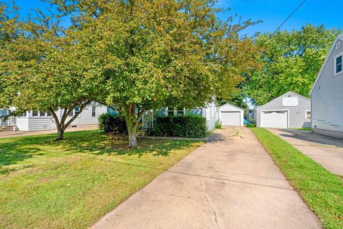 1936 Ohio Street, OSHKOSH, WI, 54902 | Card Image