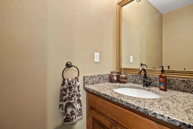 171 Charles Ln, House other with 4 bedrooms, 4 bathrooms and 2 parking in Hebron CT | Image 32