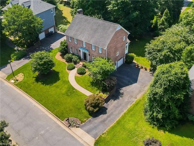 4012 Huntscroft Ln, House other with 4 bedrooms, 4 bathrooms and null parking in Winston Salem NC | Image 45