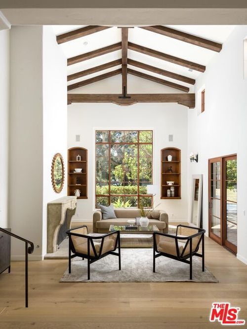 2030 Creekside Rd, Santa Barbara, CA, 93108-2273 | Card Image