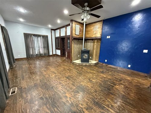 312 E 7th St, Paden, OK, 74860-9465 | Card Image