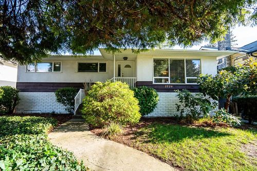 3726 Sefton St, Port Coquitlam, BC, V3B3R5 | Card Image