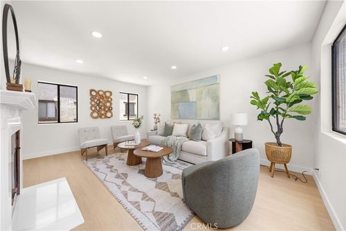d-1290 Elm, San Gabriel, CA, 91775 | Card Image