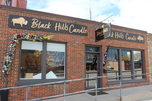 11 N 5th St, Custer, SD, 57730-6801 | Card Image