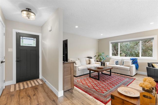 Main floor | Image 5