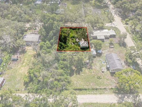 3241 Taffeta St, Ridge Manor, FL, 33523-8642 | Card Image