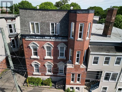 127 Leinster St, Saint John, NB, E2L1J4 | Card Image