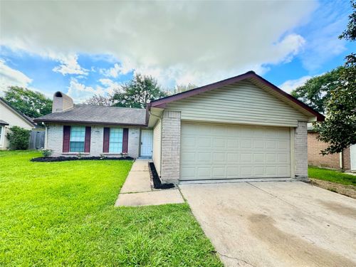 2511 Maple Tree Ct, Stafford, TX, 77477-6112 | Card Image