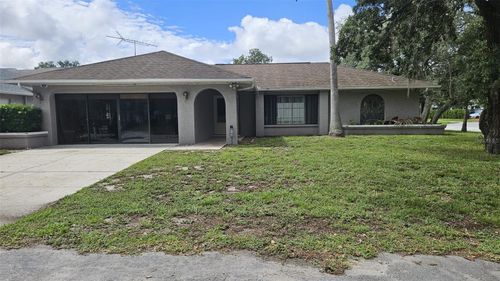 8185 Omaha Cir, Spring Hill, FL, 34606-5152 | Card Image