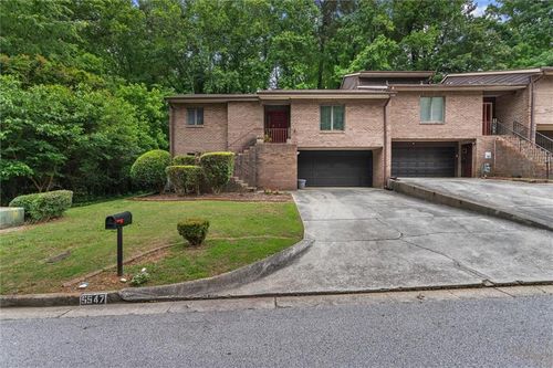 5547 Circlestone Ln, Stone Mountain, GA, 30088-3435 | Card Image