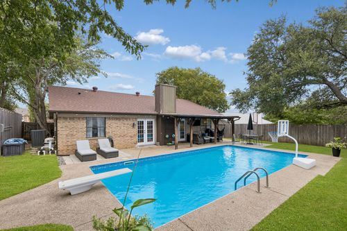 6512 Highview Ter, Watauga, TX, 76148-1719 | Card Image