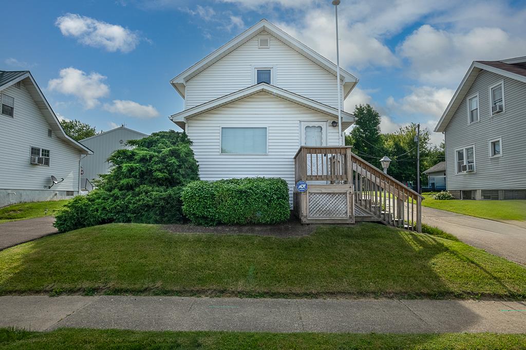 Trimble Rd, Mansfield, OH 44906