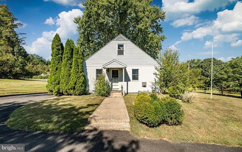 1420 Temple Rd, POTTSTOWN, PA, 19465-7226 | Card Image