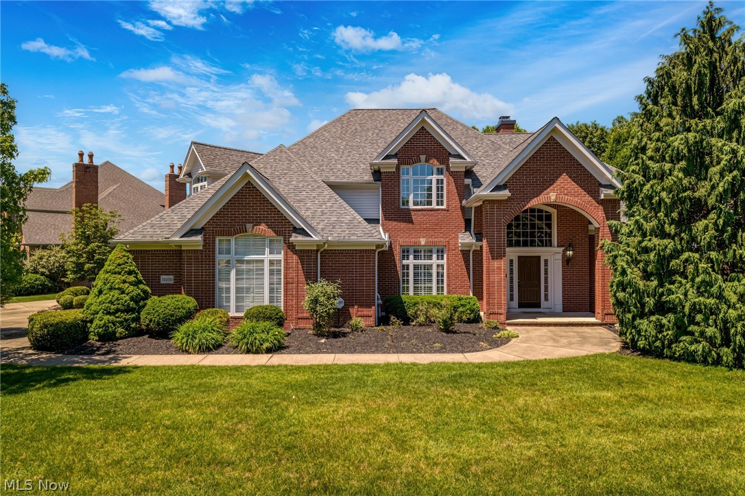 Lands End Ln, Westlake, OH 44145