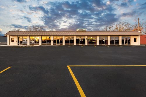 1725 S Austin Ave, Denison, TX, 75020-6709 | Card Image