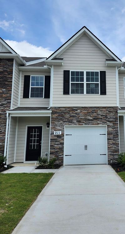 211 Dale Mires Lane, Townhouse with 3 bedrooms, 2 bathrooms and 1 parking in Baxter TN | Image 1