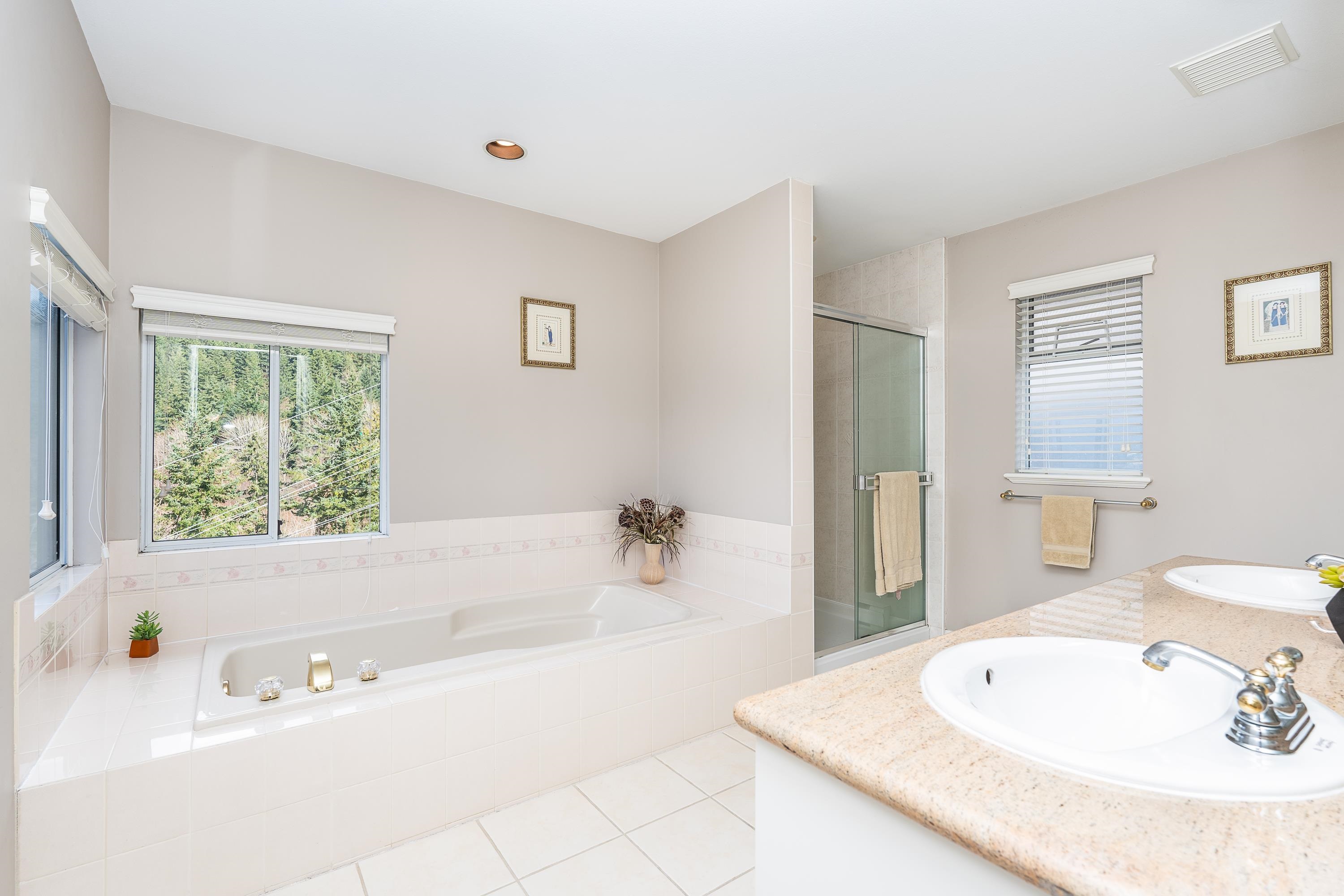 5394 Westhaven Wynd, House other with 5 bedrooms, 3 bathrooms and 2 parking in West Vancouver BC | Image 16