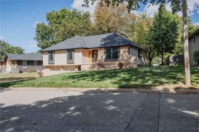 View of front of house featuring a front yard | Image 2