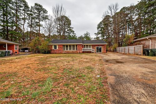 212 Winslow Cir, Goldsboro, NC, 27530-6929 | Card Image