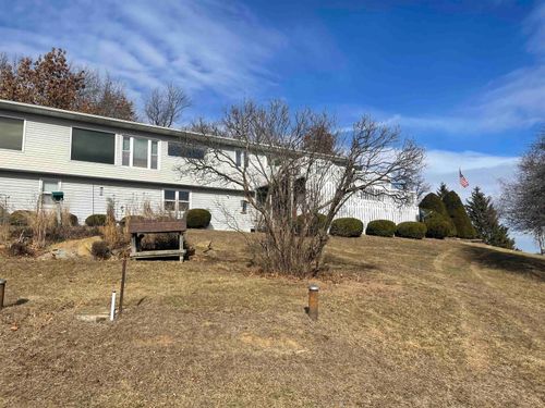 8601 County Road A, Belleville, WI, 53508-9570 | Card Image