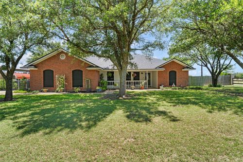 100 Northern Star, Bruceville, TX, 76630-3281 | Card Image