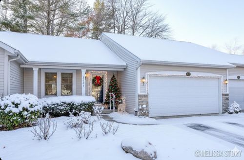 6833 Windwater Ct, Norton Shores, MI, 49444-7736 | Card Image