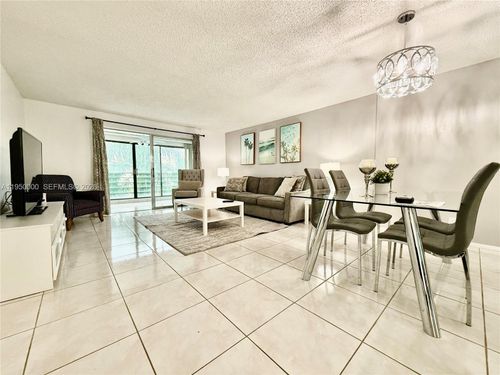 305-131 Se 3rd Ave, Dania Beach, FL, 33004-3733 | Card Image