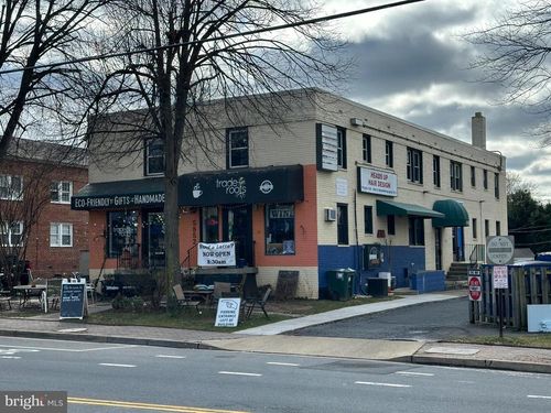 5852 Washington Blvd, ARLINGTON, VA, 22205-2960 | Card Image