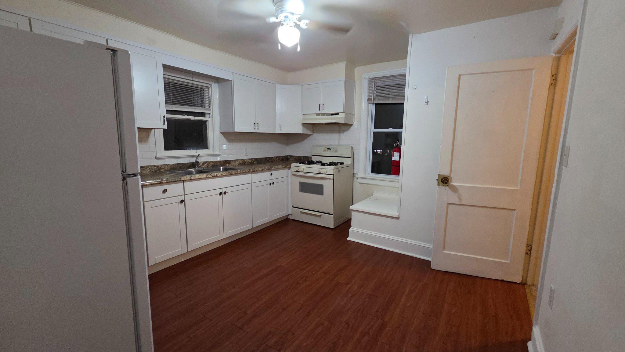 Residential Lease in HAMILTON TOWNSHIP 5