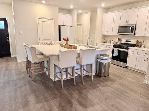 4010 Murvaul Dr, Farmersville, TX, 75442-7379 | Card Image