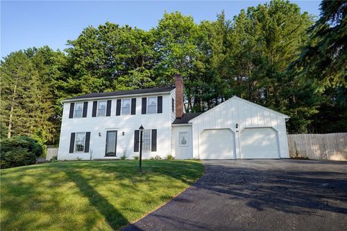 44 Kings Lacey Way, Fairport, NY, 14450-3239 | Card Image