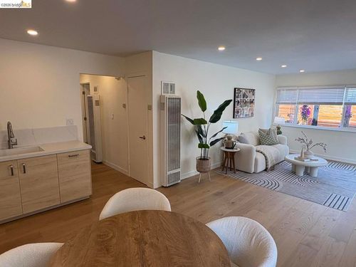 a-1728 7th St, Berkeley, CA, 94710 | Card Image