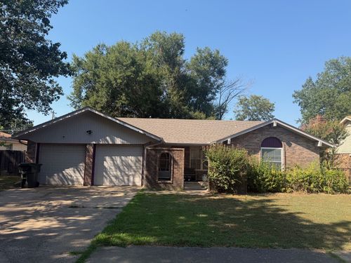 420 Fairfax Dr, Muskogee, OK, 74403-8325 | Card Image