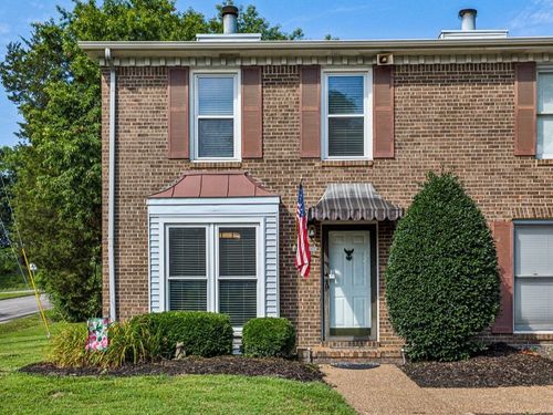 501 Williamsburg Dr, Nashville, TN, 37214-4515 | Card Image