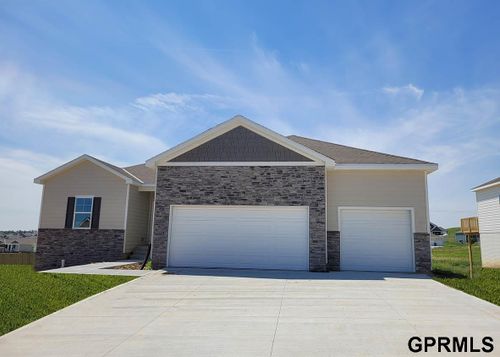 8032 N 170 Terrace, Bennington, NE, 68007 | Card Image