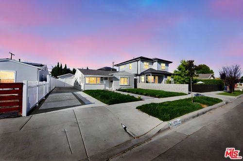 5011 W 131st St, Hawthorne, CA, 90250-5020 | Card Image