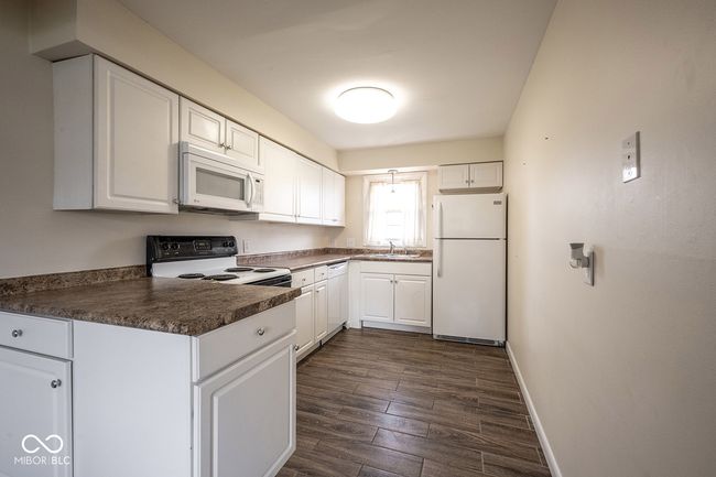 APT-6 - 140 Maple Park Dr, Condo with 2 bedrooms, 1 bathrooms and null parking in Westfield IN | Image 8