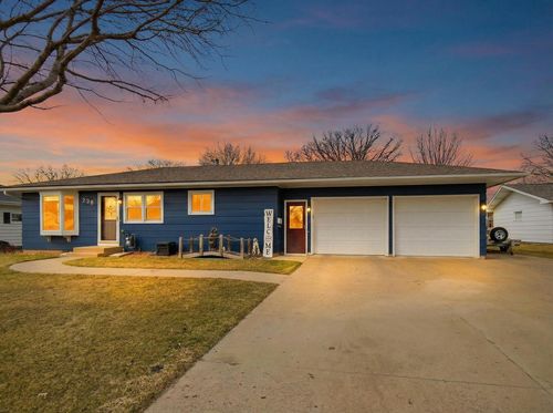 238 13th St Sw, Owatonna, MN, 55060-3906 | Card Image