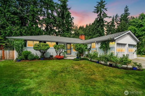 22508 72nd Pl W, Edmonds, WA, 98026-8303 | Card Image