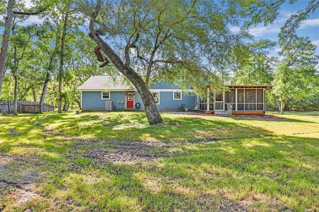20418 Deer Run Rd, House other with 4 bedrooms, 3 bathrooms and 2 parking in Damon TX | Image 32