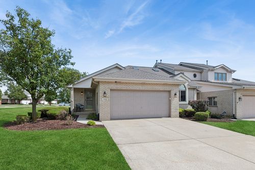 532 Lisson, New Lenox, IL, 60451 | Card Image
