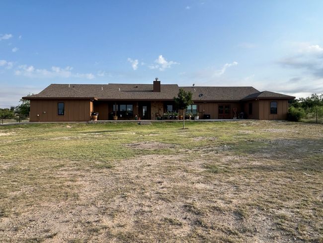 2553 Stonewall Valley Ln, House other with 4 bedrooms, 3 bathrooms and 2 parking in Christoval TX | Image 8
