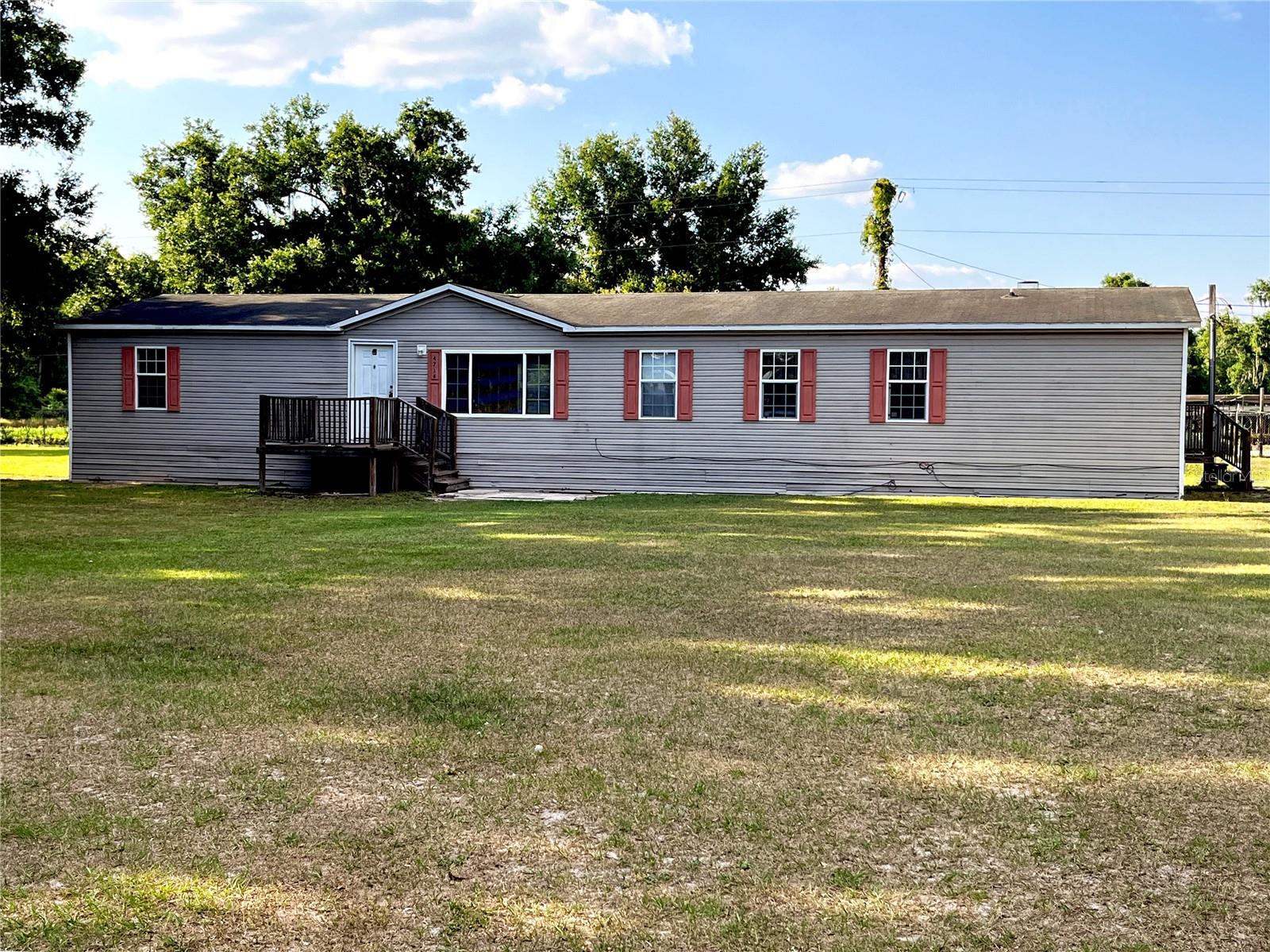 Charleston Ave, Plant City, FL 33566