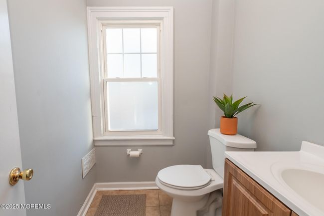 142 Livingston Ave, Home with 0 bedrooms, 0 bathrooms and 8 parking in Warren NJ | Image 15